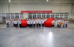 e启向未来，东风eπ 两款试制车同日下线