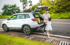 想要自驾游与日常代步随意切换？长安新CS75值得你pick