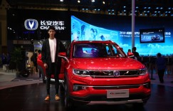 长安全新CS35PLUS强势来袭 来成都车展看“会社交的SUV”