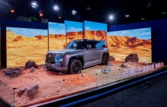 车身控制也分海陆空？开箱比亚迪云辇系统