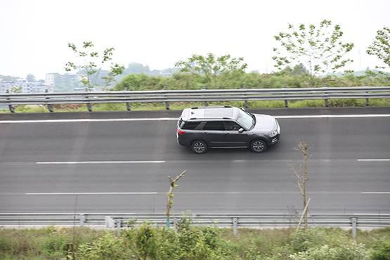 长安CS95创造中国品牌中大型SUV零百新纪录