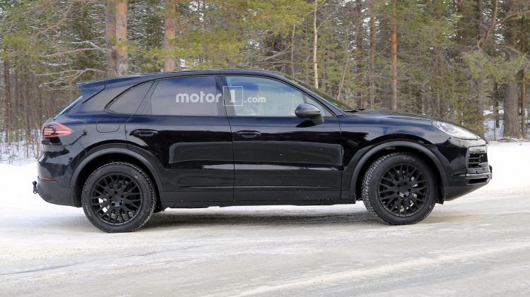 2018-porsche-cayenne-spy-photo4.jpg 2018-porsche-cayenne-spy-photo4.jpg