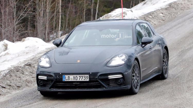 porsche-panamera-sport-turismo-spy-pics.jpg