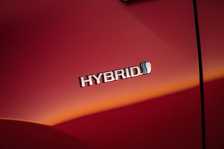 Toyota-Prius-2016-1600-84.jpg