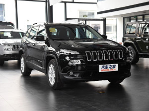 广汽菲克Jeep 自由光 2016款 2.0L 优越版