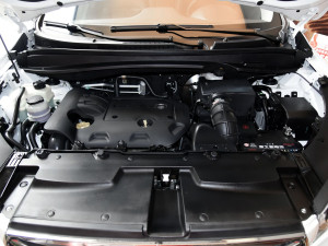华泰汽车 圣达菲 2016款 1.5T 汽油自动两驱智享i3型