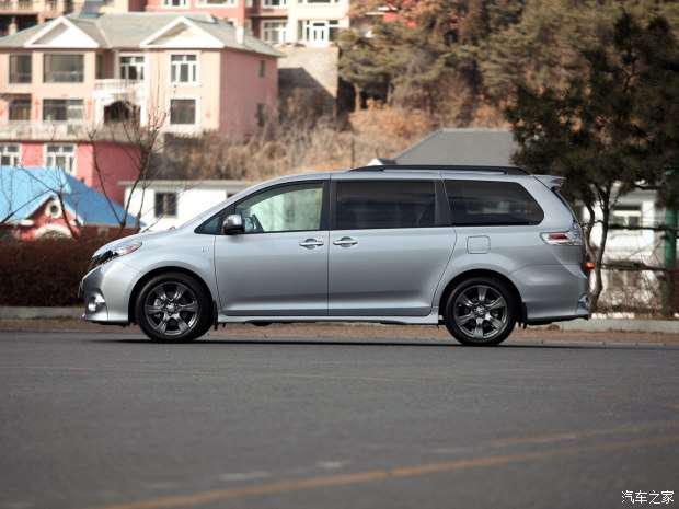 丰田(进口) Sienna 2017款 3.5L 两驱SE