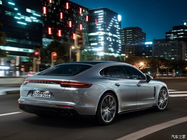 保时捷 Panamera新能源 2017款 Panamera Turbo S E-Hybrid