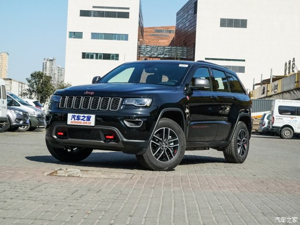 Jeep(进口) 大切诺基(进口) 2017款 Tarilhawk