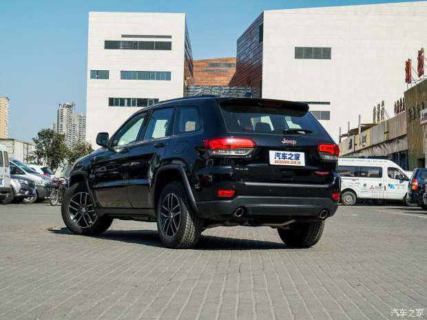 Jeep(进口) 大切诺基(进口) 2017款 Tarilhawk