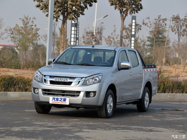 江西五十铃 D-MAX 2017款 3.0T四驱 自动超豪华型