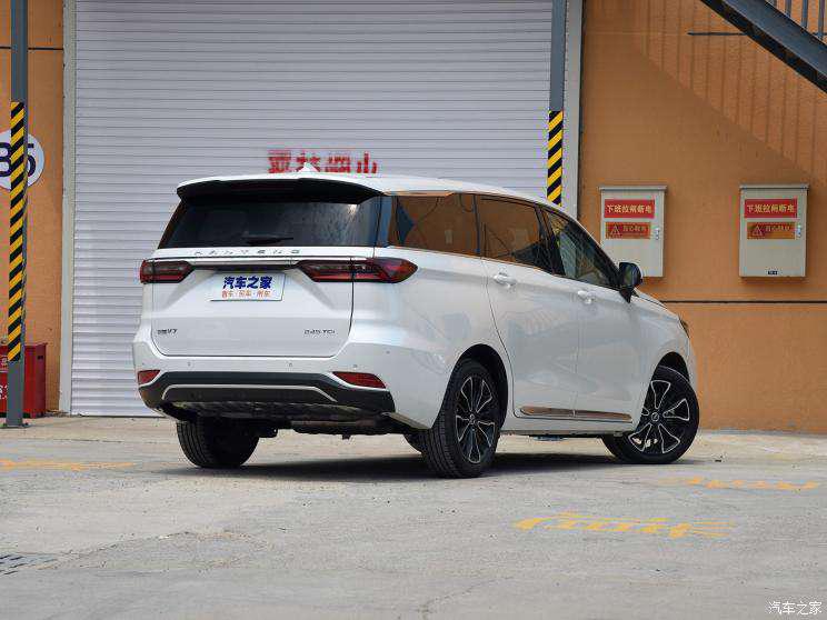 汉腾汽车 汉腾V7 2019款 1.5T 自动旗舰型 7座 国V