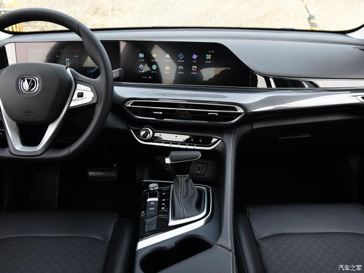 长安汽车 逸动 2020款 PLUS 蓝鲸NE 1.4T GDI DCT尊贵型