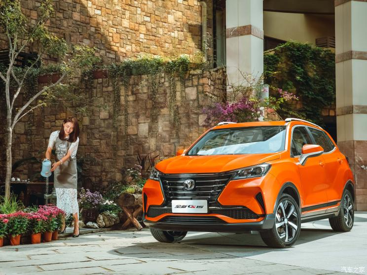 长安汽车 长安CS15 2021款 1.5L 自动进取型