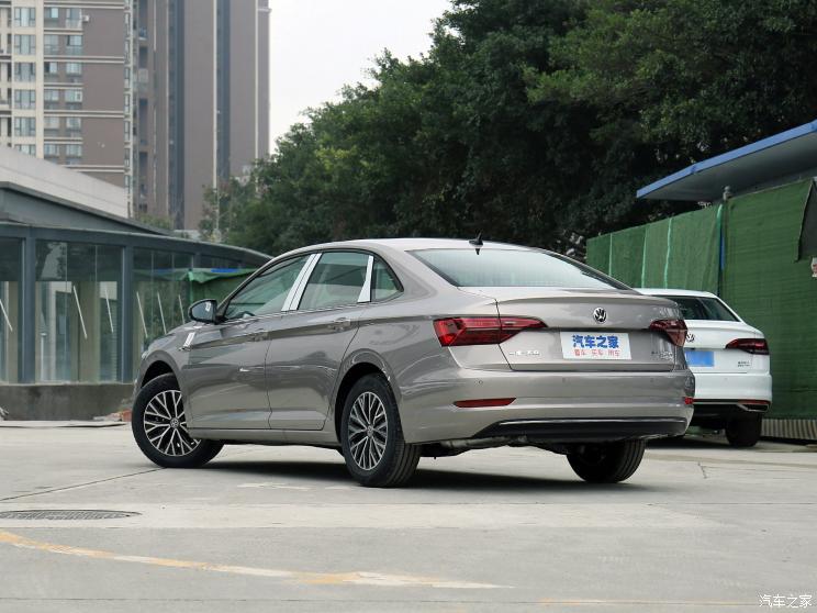 一汽-大众 速腾 2021款 200TSI 手动舒适智联版