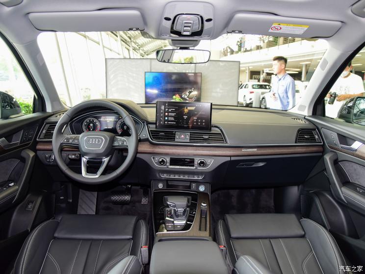 一汽-大众奥迪 奥迪Q5L 2021款 45 TFSI 甄选动感型 一汽-大众奥迪 奥迪Q5L 2021款 45 TFSI 甄选动感型