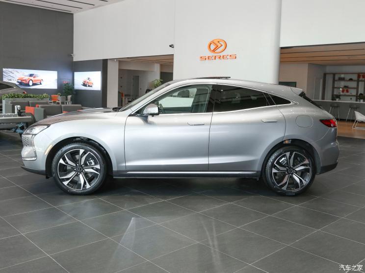 金康赛力斯 赛力斯SF5 2021款 华为智选四驱版 金康赛力斯 赛力斯SF5 2021款 华为智选四驱版