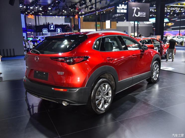 长安马自达 马自达CX-30 2020款 2.0L X压燃尊荣型 长安马自达 马自达CX-30 2020款 2.0L X压燃尊荣型