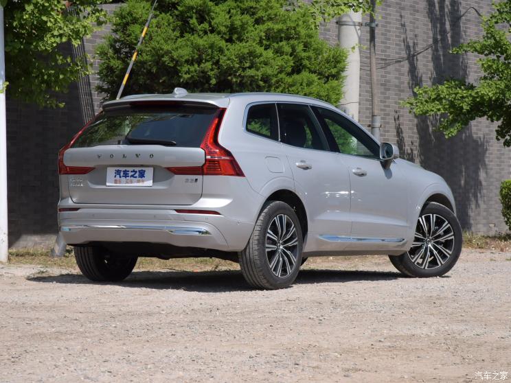 沃尔沃亚太 沃尔沃XC60 2022款 B5 四驱智雅豪华版
