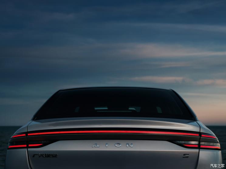 广汽埃安 AION S 2021款 Plus 基本型 广汽埃安 AION S 2021款 Plus 基本型