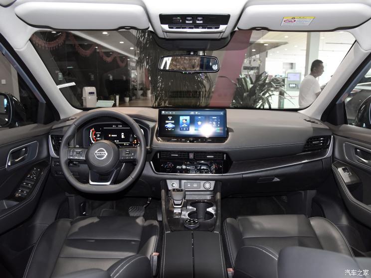 东风日产 奇骏 2022款 1.5T CVT 4WD高配版 东风日产 奇骏 2022款 1.5T CVT 4WD高配版