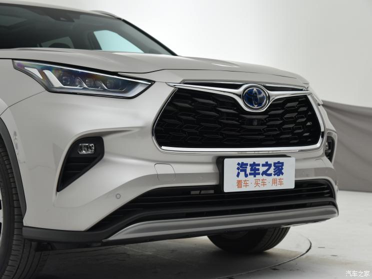 广汽丰田 汉兰达 2022款 双擎 2.5L 四驱至尊版 7座