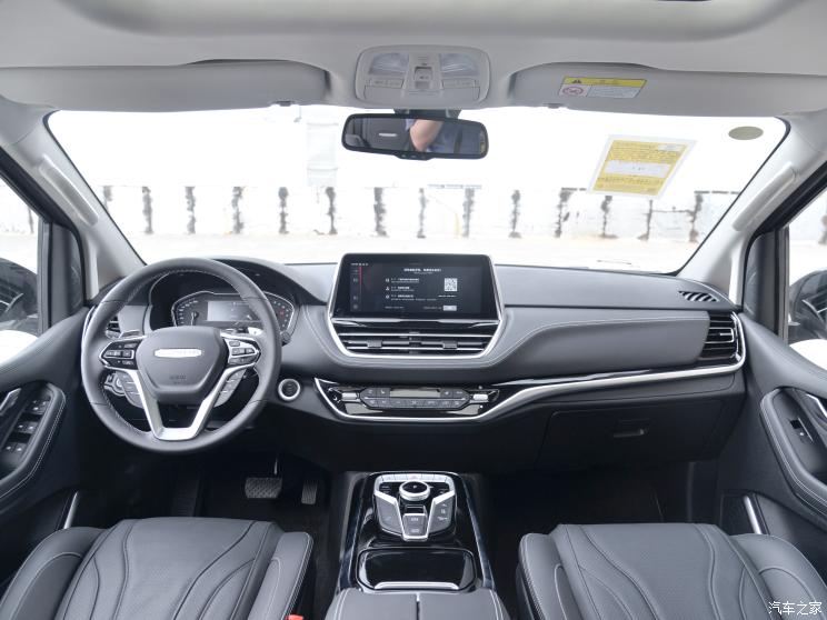 上汽大通 上汽大通MAXUS G20 2021款 PLUS 2.0T 汽油自动尊享版