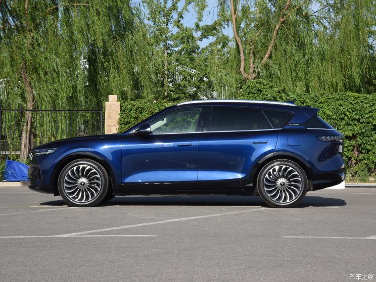 岚图汽车 岚图FREE 2021款 四驱增程版尊享包 岚图汽车 岚图FREE 2021款 四驱增程版尊享包