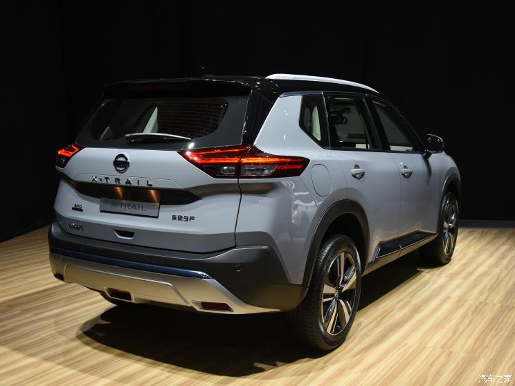 东风日产 奇骏 2022款 1.5T CVT 4WD高配版 东风日产 奇骏 2022款 1.5T CVT 4WD高配版