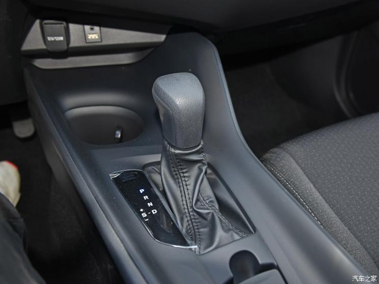 一汽丰田 奕泽IZOA 2021款 双擎 2.0L 奕享版 一汽丰田 奕泽IZOA 2021款 双擎 2.0L 奕享版