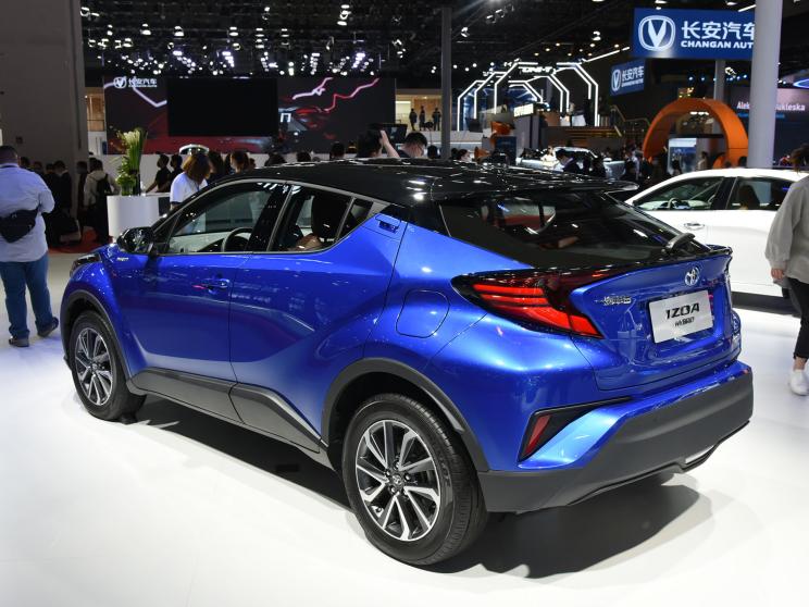 一汽丰田 奕泽IZOA 2021款 双擎 2.0L 基本型 一汽丰田 奕泽IZOA 2021款 双擎 2.0L 基本型