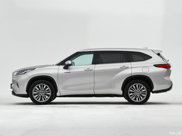 广汽丰田 汉兰达 2022款 双擎 2.5L 四驱至尊版 7座 广汽丰田 汉兰达 2022款 双擎 2.5L 四驱至尊版 7座