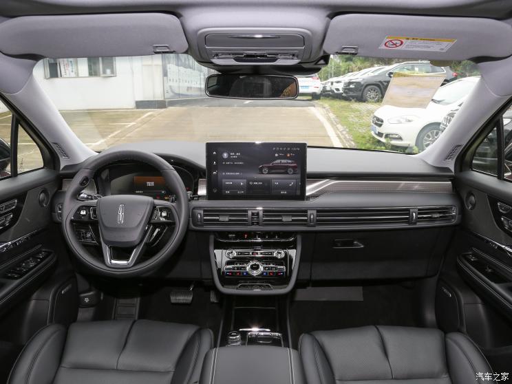 长安林肯 冒险家 2022款 2.0T 四驱尊耀版 长安林肯 冒险家 2022款 2.0T 四驱尊耀版