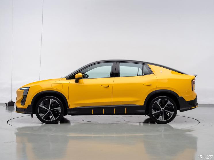 爱驰汽车 爱驰U6 2021款 PLAY 爱驰汽车 爱驰U6 2021款 PLAY