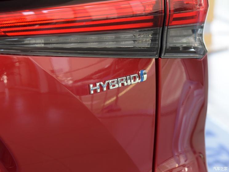 一汽丰田 皇冠陆放 2021款 2.5L HEV四驱旗舰版 一汽丰田 皇冠陆放 2021款 2.5L HEV四驱旗舰版