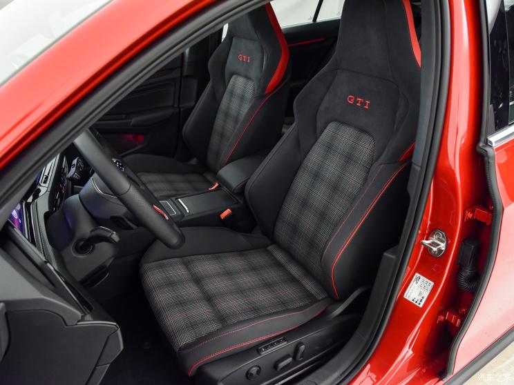 一汽-大众 高尔夫 2021款 380TSI DSG GTI 一汽-大众 高尔夫 2021款 380TSI DSG GTI