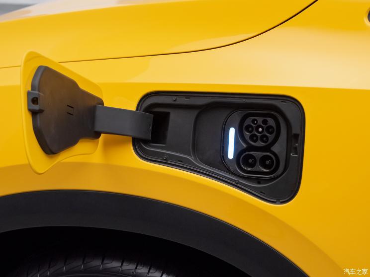 爱驰汽车 爱驰U6 2021款 PLAY 爱驰汽车 爱驰U6 2021款 PLAY