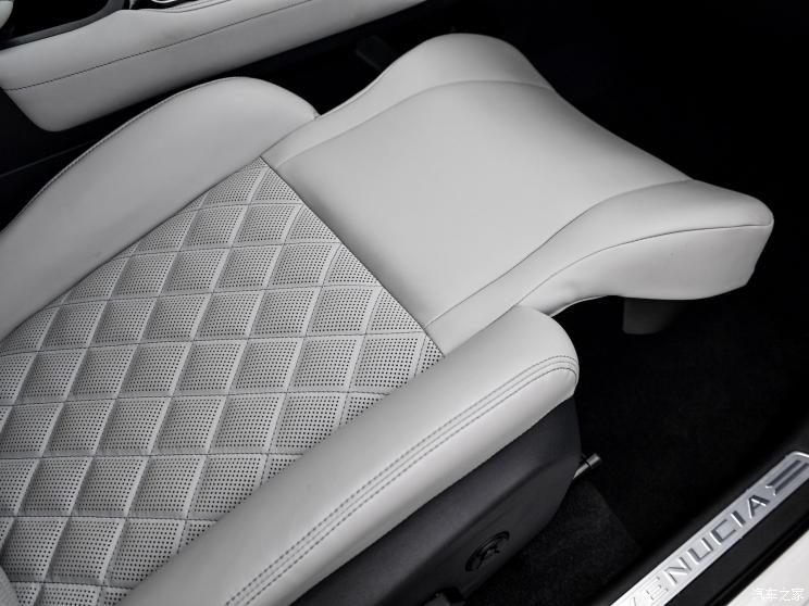 东风日产 启辰星 2020款 260T 自动48V轻混增压 星曜版 东风日产 启辰星 2020款 260T 自动48V轻混增压 星曜版