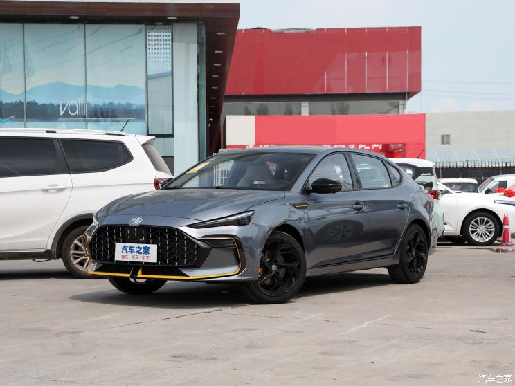 上汽集团 名爵6 2021款 Pro 1.5T 自动Trophy旗舰版