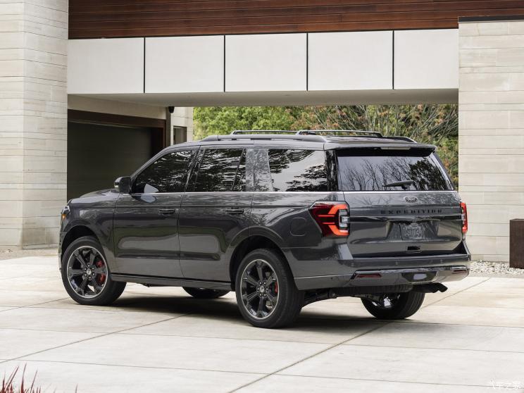 福特(进口) Expedition 2022款 Stealth Edition Performance Package 福特(进口) Expedition 2022款 Stealth Edition Performance Package