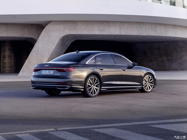 奥迪(进口) 奥迪A8 2023款 A8L 60 TFSI quattro 欧洲版 奥迪(进口) 奥迪A8 2023款 A8L 60 TFSI quattro 欧洲版
