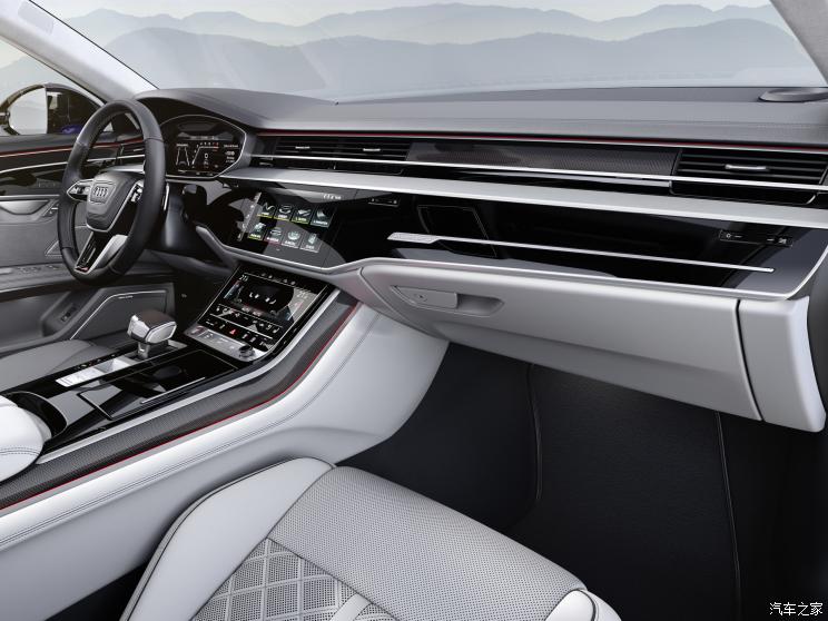 奥迪(进口) 奥迪S8 2023款 S8 欧洲版 奥迪(进口) 奥迪S8 2023款 S8 欧洲版