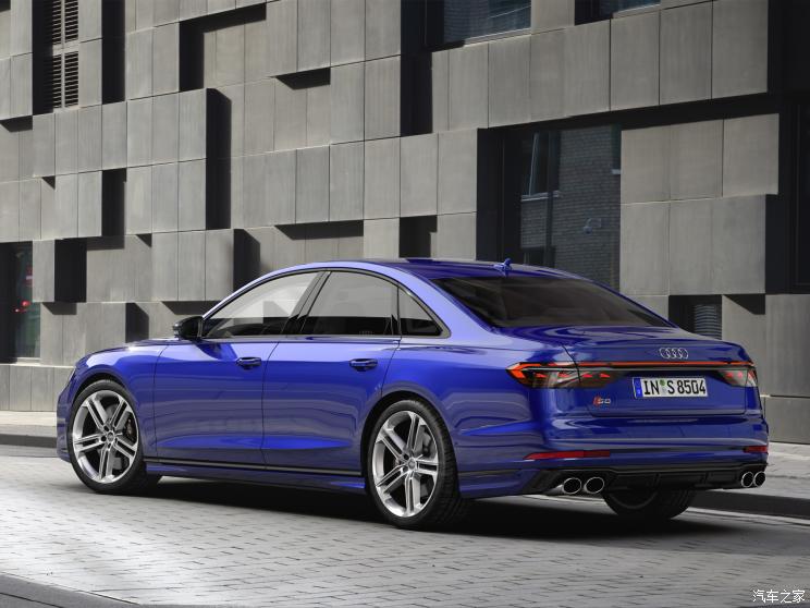 奥迪(进口) 奥迪S8 2023款 S8 欧洲版 奥迪(进口) 奥迪S8 2023款 S8 欧洲版