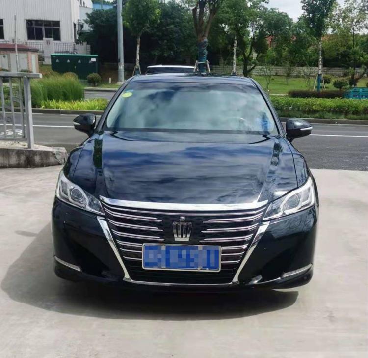 经典传承 东方韵味 拥有三辆“皇冠”是什么感觉?