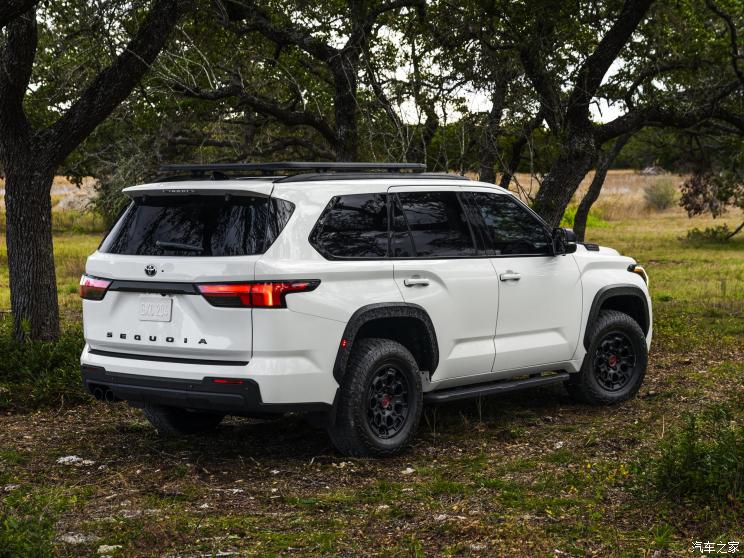 丰田(进口) 红杉 2023款 TRD Pro