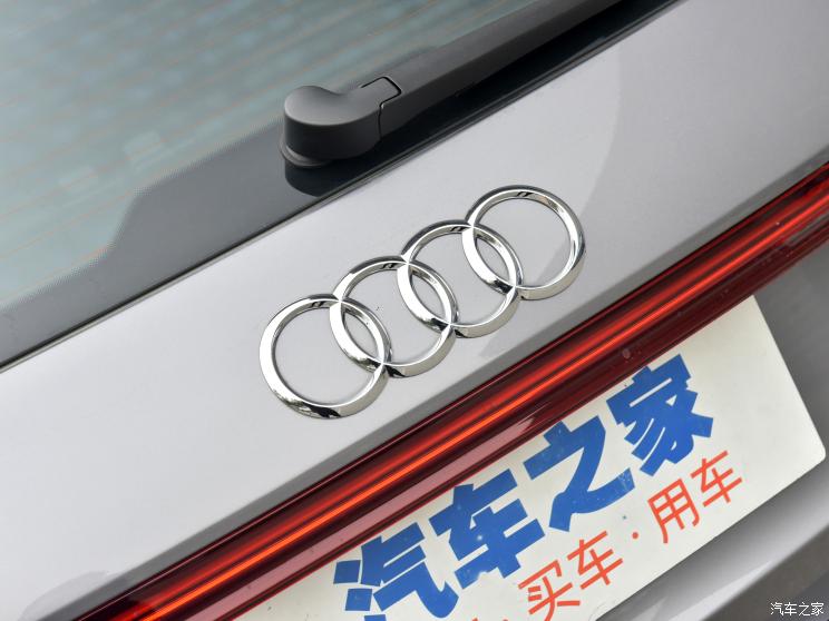 上汽奥迪 奥迪Q5 e-tron 2022款 40 e-tron 星耀型 机甲套装 上汽奥迪 奥迪Q5 e-tron 2022款 40 e-tron 星耀型 机甲套装