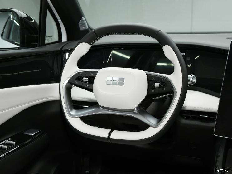 吉利汽车 银河L7 2023款 插混 基本型 吉利汽车 银河L7 2023款 插混 基本型