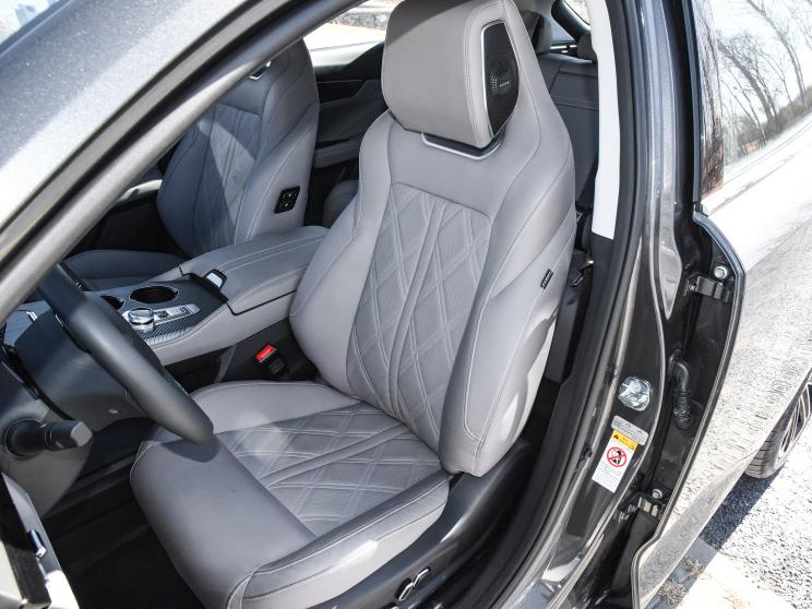 长安汽车 长安UNI-K 智电iDD 2023款 智电iDD 1.5T 135km智领型 长安汽车 长安UNI-K 智电iDD 2023款 智电iDD 1.5T 135km智领型