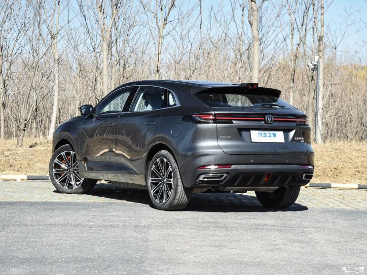 长安汽车 长安UNI-K 智电iDD 2023款 智电iDD 1.5T 135km智领型 长安汽车 长安UNI-K 智电iDD 2023款 智电iDD 1.5T 135km智领型