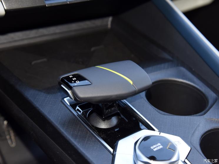 长安汽车 长安UNI-V 智电iDD 2023款 智电iDD 1.5T 113km智酷型 长安汽车 长安UNI-V 智电iDD 2023款 智电iDD 1.5T 113km智酷型